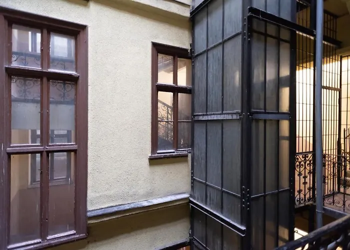 דירה Huge Aparment In The Center With Air Conditioning